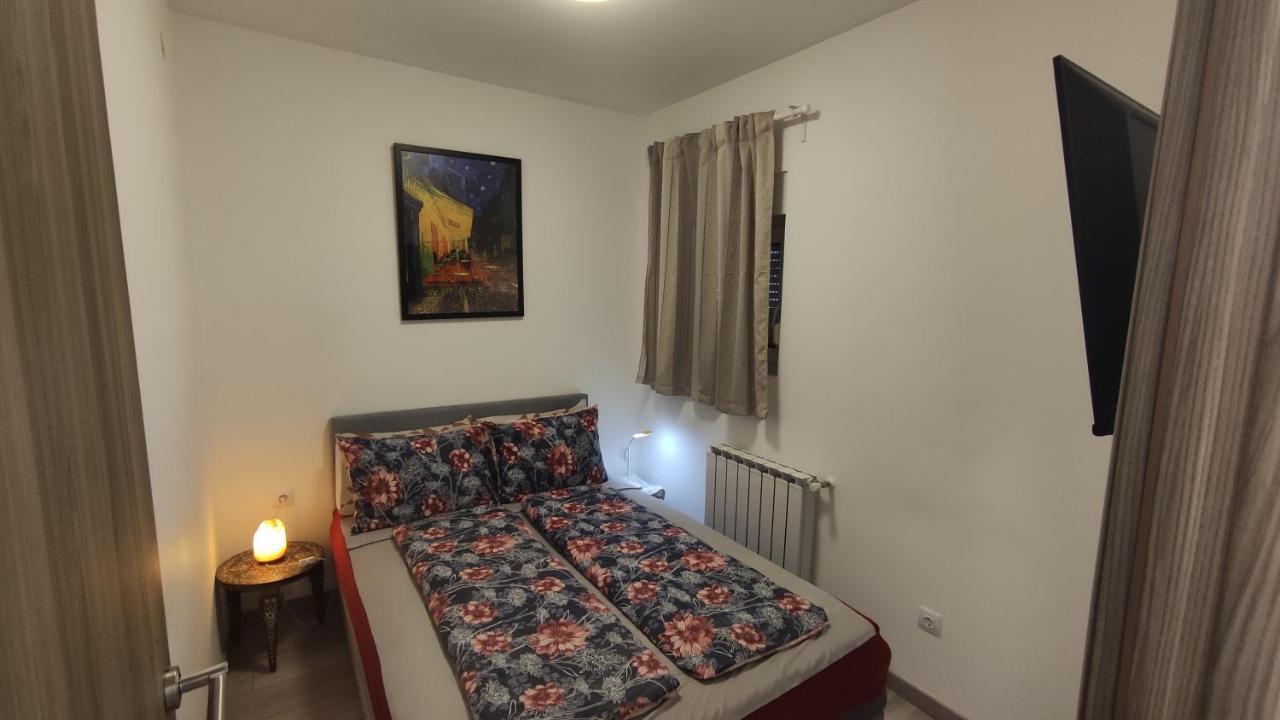 Apartment Nevera Rijeka Exterior foto